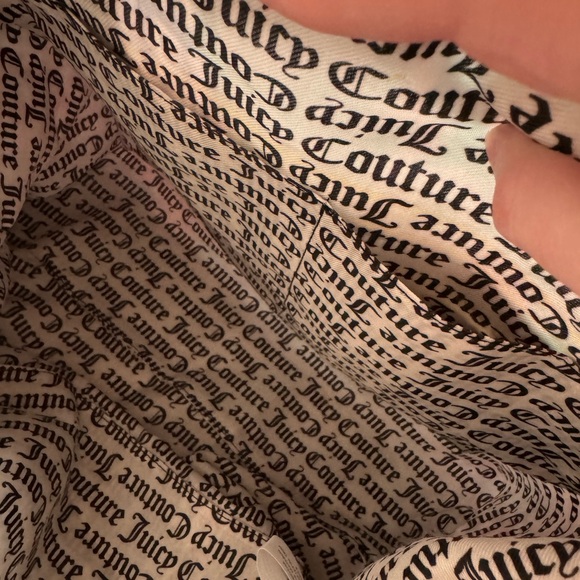 JUICY COUTURE WEEKENDER BAG WHITE, MULTICOLOR LOGO DUFFLE BAG - Picture 10 of 11